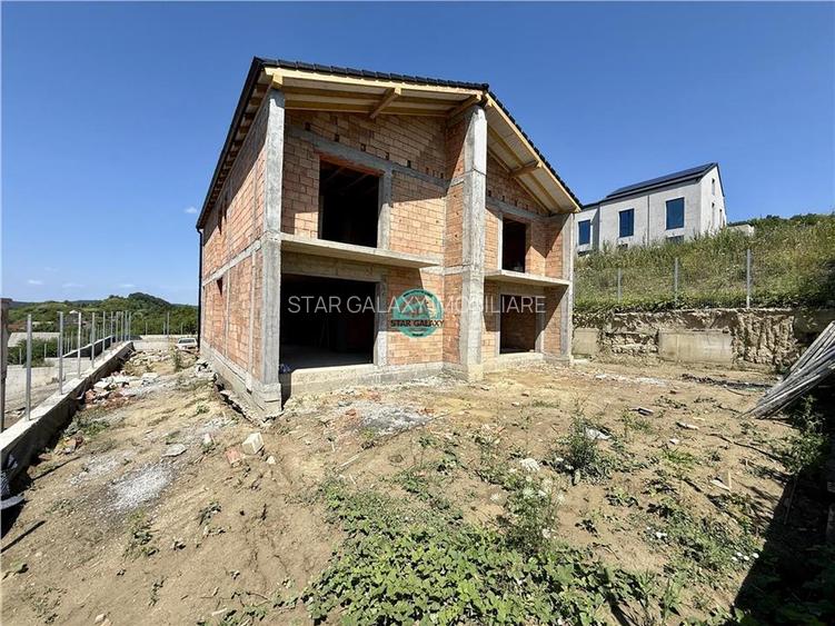 Case tip duplex de vanzare, 101 mp utili, 230 mp teren, in Corunca - 6
