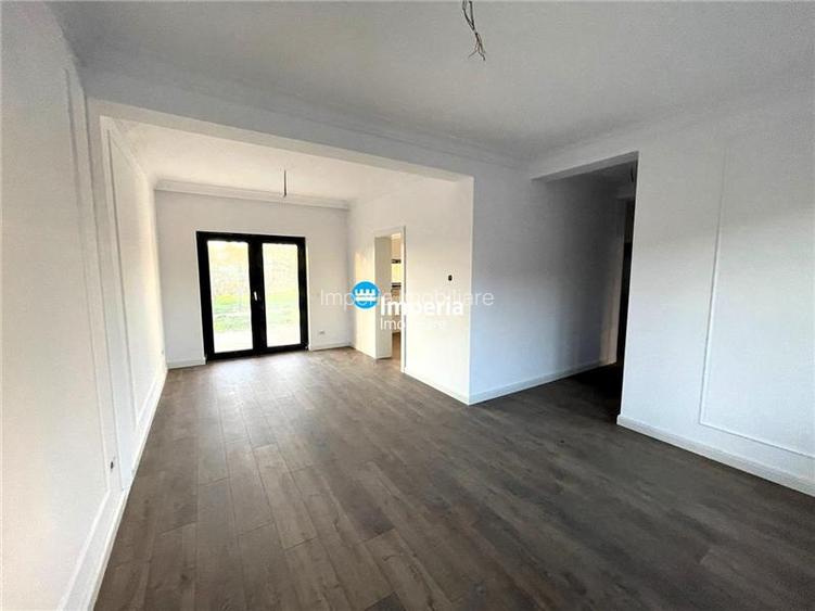 Casa plan parter tip duplex de vanzare,400 mp curte si garaj Breazu - 3