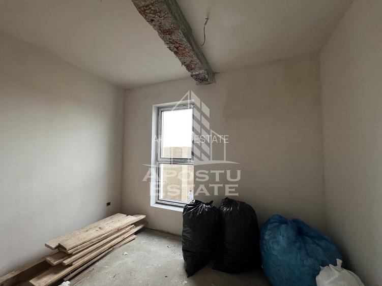 DE VANZARE casa alipita in Covaci cu curte mare - 5