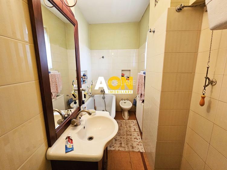 Casa situata in imediata apropiere a Cetatii - 12