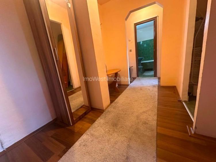 Lipovei | 2 Camere | Decomandat | Etaj Intermediar. - 3