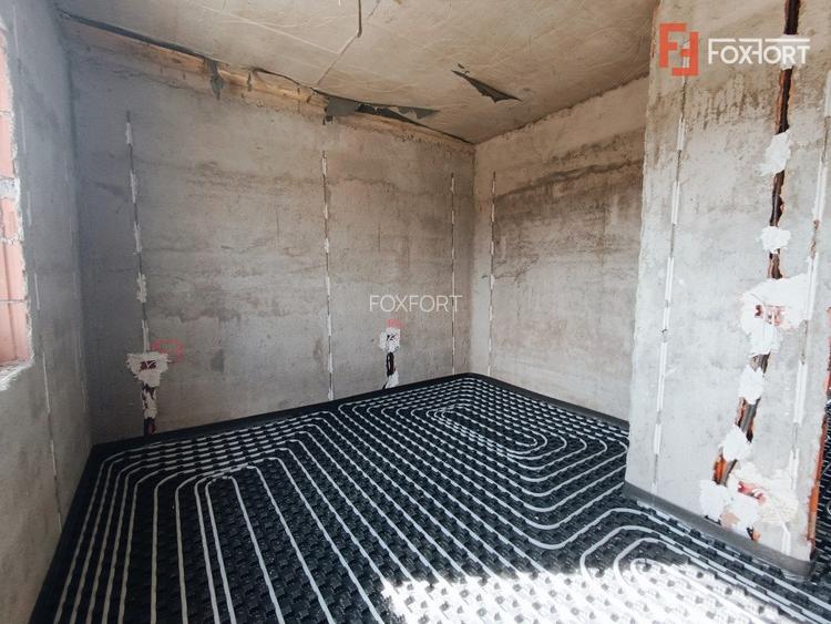 Duplex 4 camere si teren de 300 mp - zona Mosnita Veche  - 15