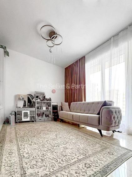 Zona Coresi Mall - 5