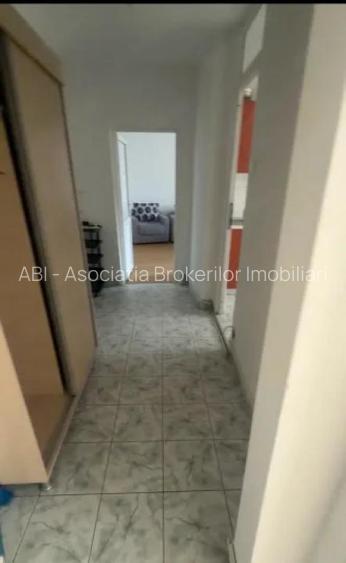 Ap. 2 cam. dec. Paduroiu - 4 min. metrou Brancoveanu - 6