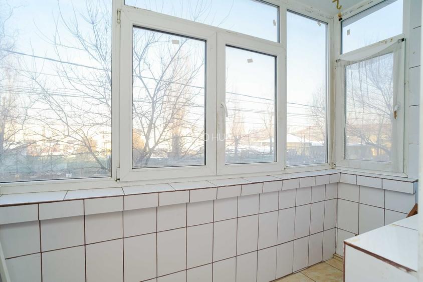 Apartament vanzare 4 camere dec zona Dacia Str. Tabacului - 3