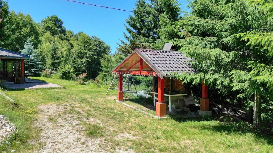 Casa/vila vânzare în Moieciu de jos, Sat. Drumul Carului 263 mp - 47