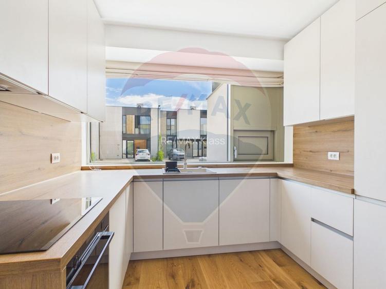 Vila moderna, finisaje premium, 3 camere si curte in Amber Forest - 4