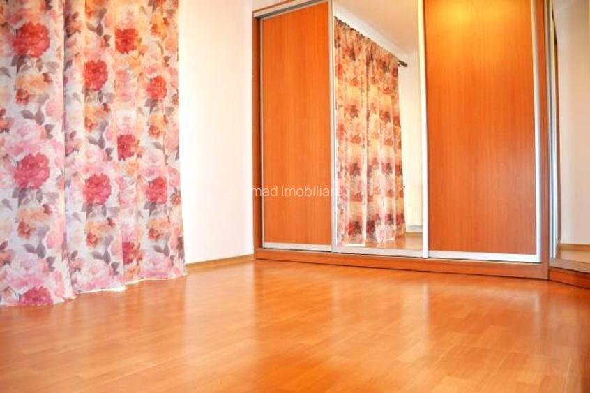 Locatie unica!  Inchiriere Vila superba langa parc, lac si stadionul din Targovi - 10