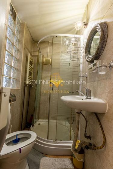 1 camera, curte, 42 mp, Andrei Muresanu Zona Engels Bistro, Parcare - 6