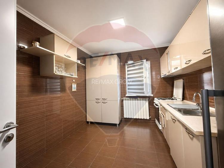 Apartament cu 3 camere de vânzare în zona Orizont - Bacau - 4