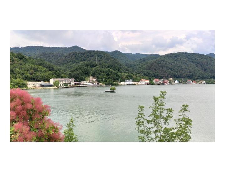 Mraconia,Clisura Dunarii proprietate deosebita, unica in zona de investitie!
