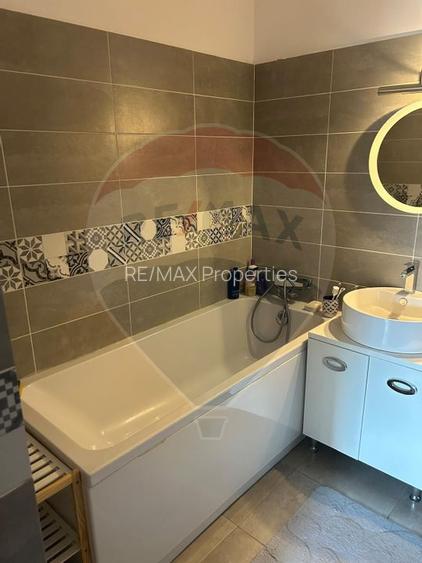 Apartament cu 2 camere de închiriat în zona 1 Decembrie 1918 / Parcare - 10