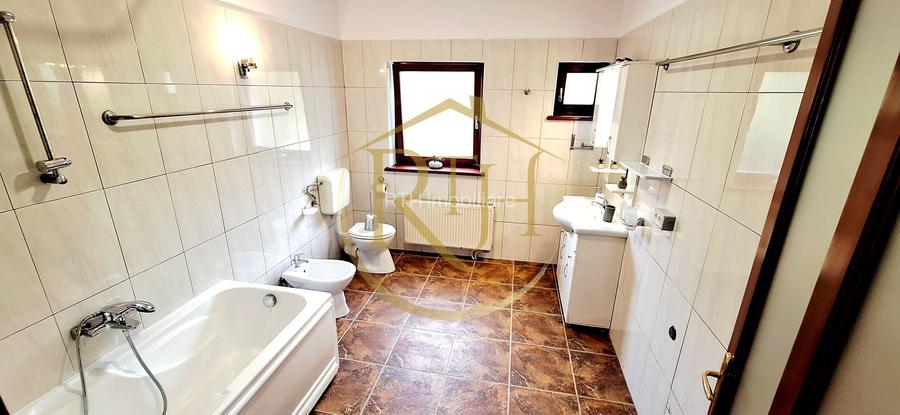 Oferim spre inchiriere, casa deosebi cu 4 camere,2 garaje,zona Soarelui-Braytim - 10