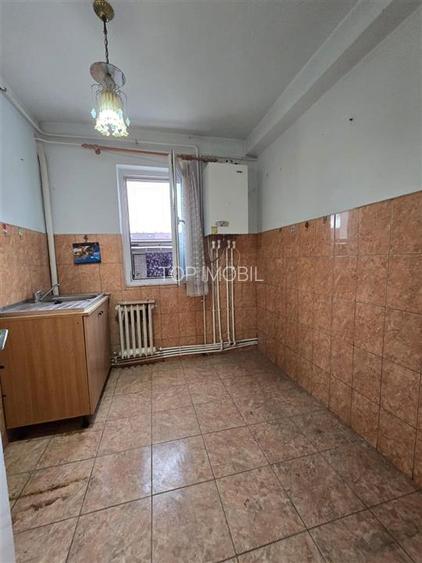 Mircea cel Batran - 2 camere decomandat, liber - 6
