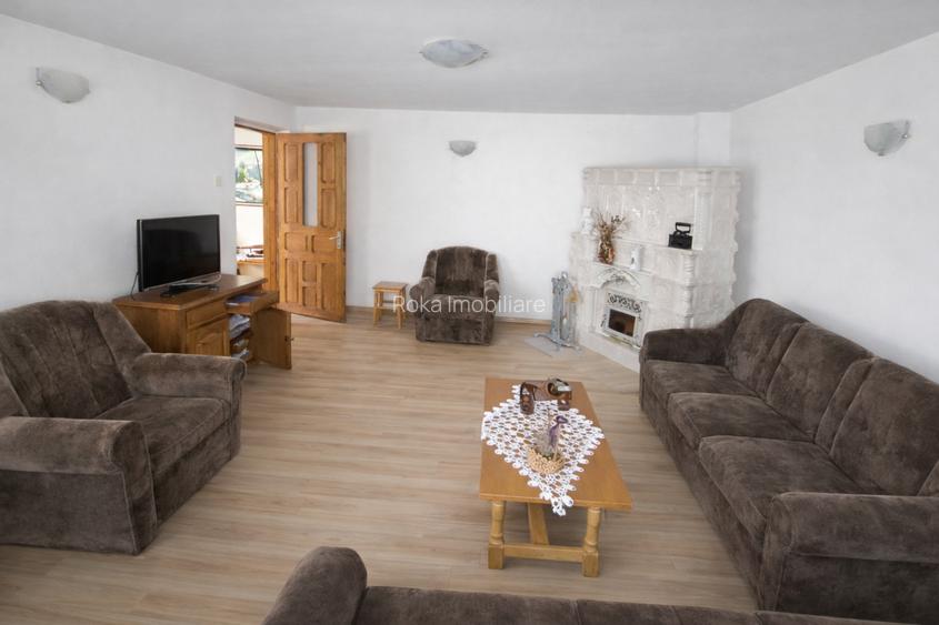 Proprietate montană,teren generos, casă solidă și autonomie energetică  Mălaia - 6