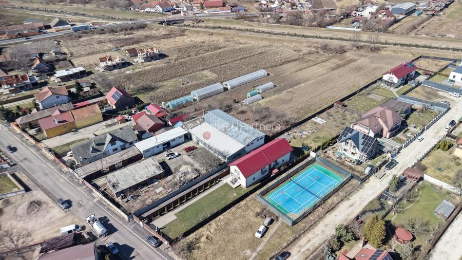 Teren intravilan cu hala construita - 24