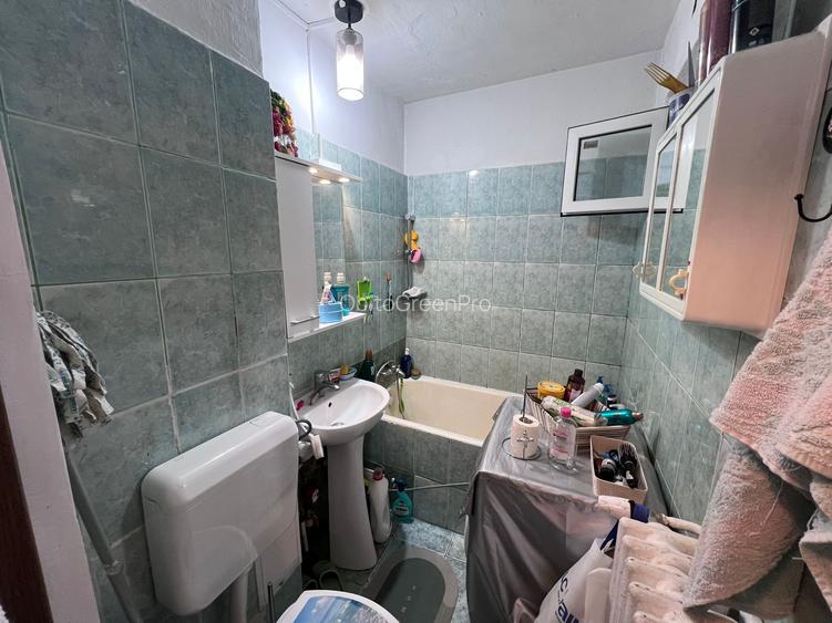 3 camere Liceul Teoretic Eugen Lovinescu - 8