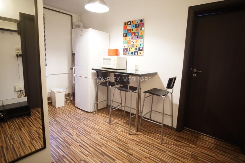 Vitan Mall Garsoniera Decomandata Centrala Proprie Bloc Reabilitat - 8