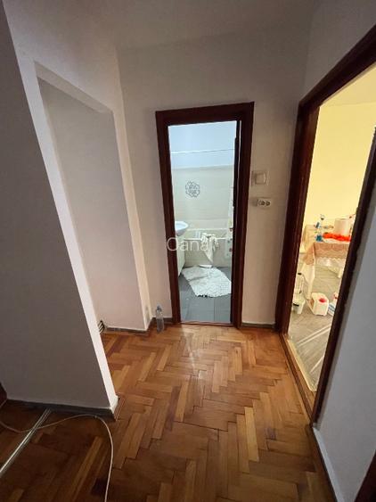 Apartament 3 camere decomandat Bdul Traian - vedere Pietricica - 12