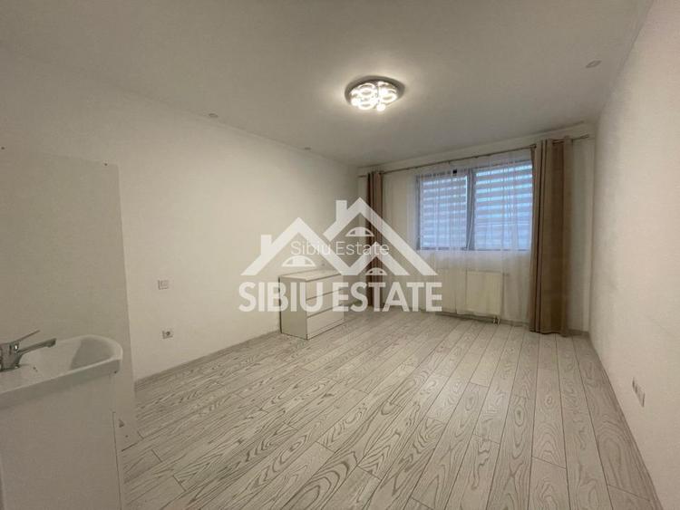 Spatiu comercial LA PRET DE APARTAMENT in Sibiu cu s. utila 56 mp.- Zona Rahovei - 14