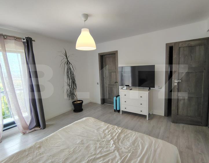 Casă individuală finisată 5 camere, 166 mp utili, cu panoramă deosebită, Dezmir