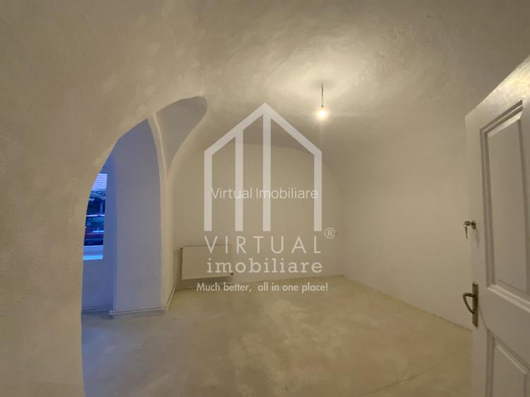 Apartament de vanzare cu 3 camere pivnita,la casa in zona Centrala - 12