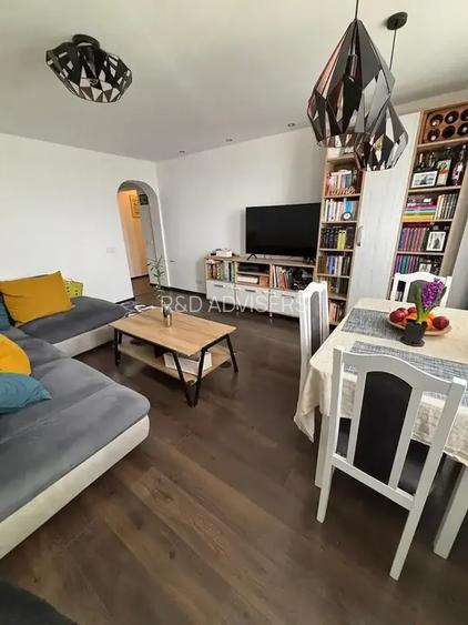 3 camere - Alexandru Obregia colț cu Nițu Vasile - 2