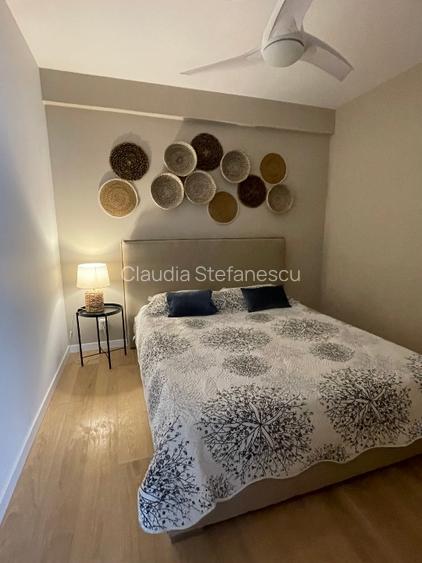 Vând studio cu 2 camere- pe faleza Mamaia nord cu vedere la mare  - 2