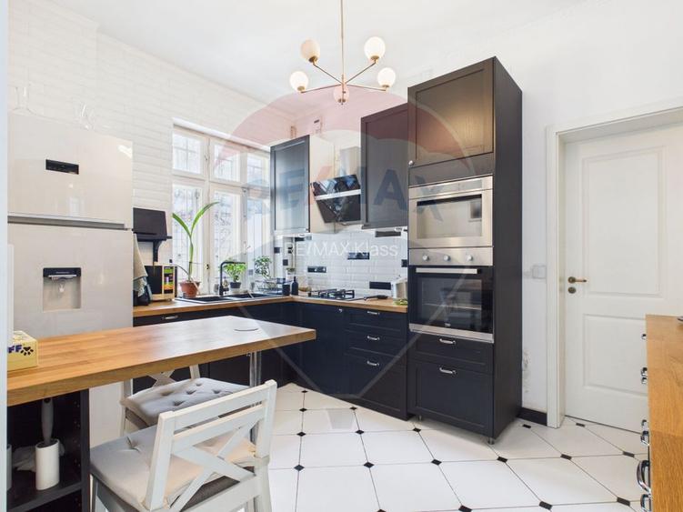 Casa / Vila cu 8 camere de vanzare în zona Cotroceni - 9