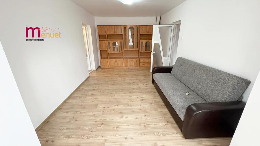 Apartament 2 camere,strada Isaccei , etaj 3