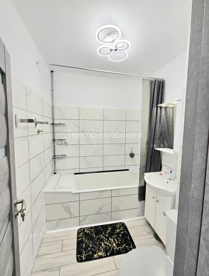 Apartament 2 camere, semidecomandat, 60 mp, ac, metrou aproape, balcon, 1 Mai - 7