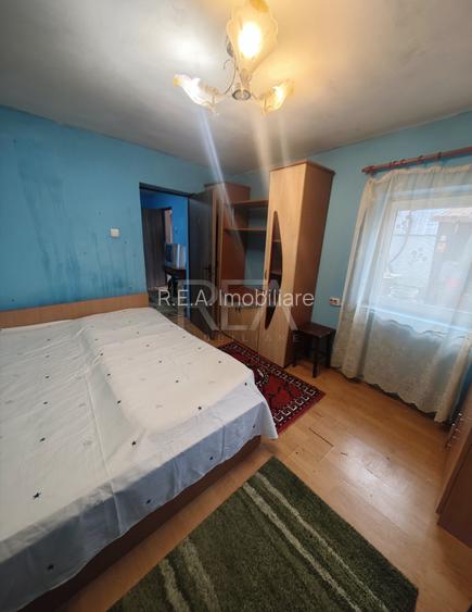 Casa 3 camere-Teren 210mp- Sector 5 - 2