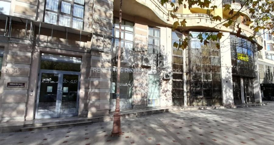 Vând Spațiu pe bd. Unirii stradal, spatiu pretabil club, bar sau clinica - 4