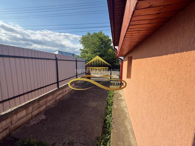 Casa de vanzare in Bacau Saucesti cu potential comercial - 14