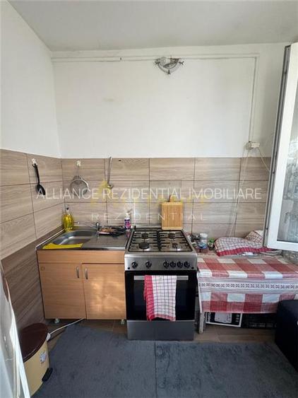 Primarie Popesti Garsoniera Ieftina et 1 plus Parcare - 6