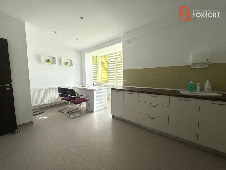 COMISION 0% 2 Cladiri medicale, una amenajata deja, teren 440 mp, Mosnita Noua - 13