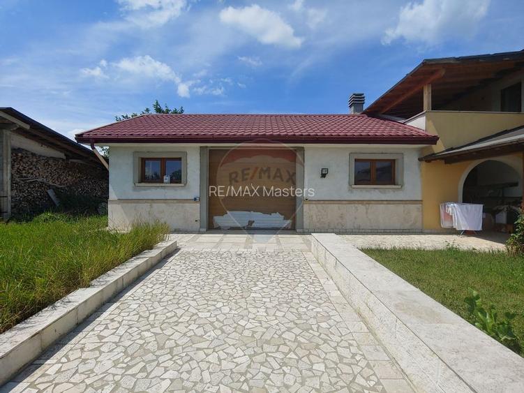 Casă / Vilă de lux cu 5 camere de vânzare în Vadu Moldovei, Suceava - 22