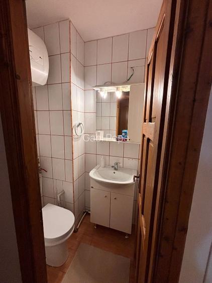 Inchiriez apartament cu 3 camere, decomandat - 8