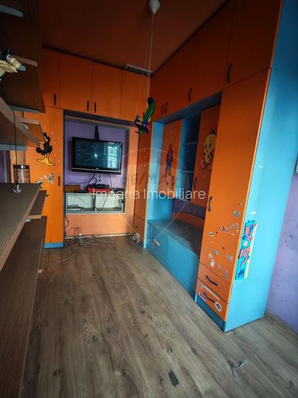 Spațiu comercial , birouri, Ultracentral ,S+P+E, 350 mp - 24