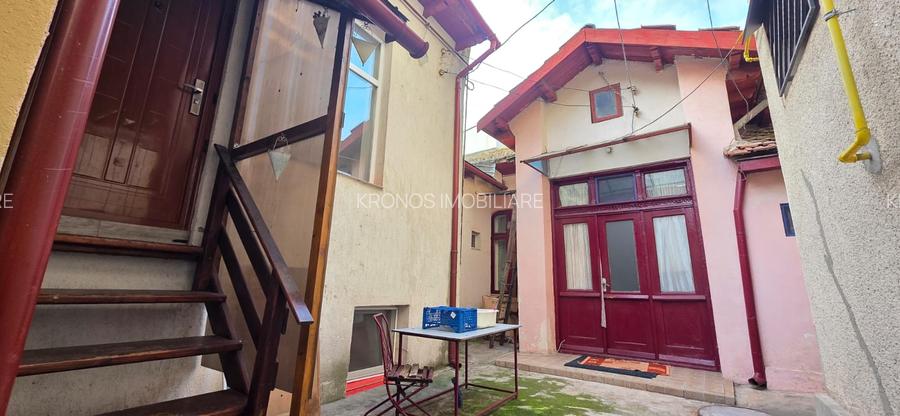 CENTRU 2 CORPURI DE CASA DIN CARAMIDA 5 CAMERE 2 BAI 2 BUCATARII UTILITATI, GAZE - 2