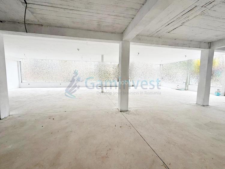 Spațiu comercial de vanzare, dublu front stradal și vizibilitate, Oradea, Bihor - 5