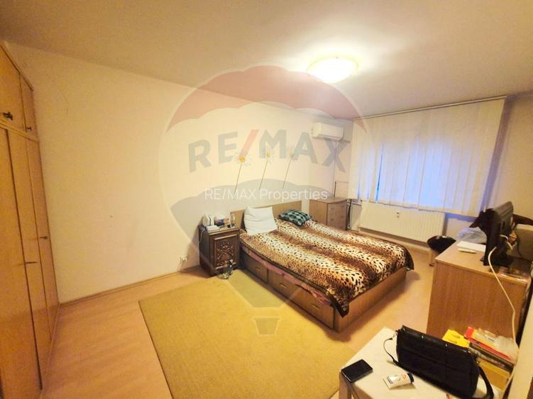 Apartament de vanzare decomandat metrou Crangasi - 2