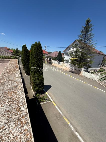 Vila P+1/ Garaj / Acces la 2 strazi / 630 mp - 9