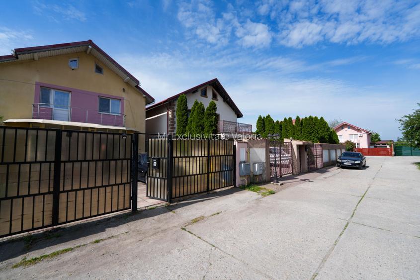 Oaza de liniste in Bariera Valcii – casa P+1 cu terasa, curte si acces securizat - 11