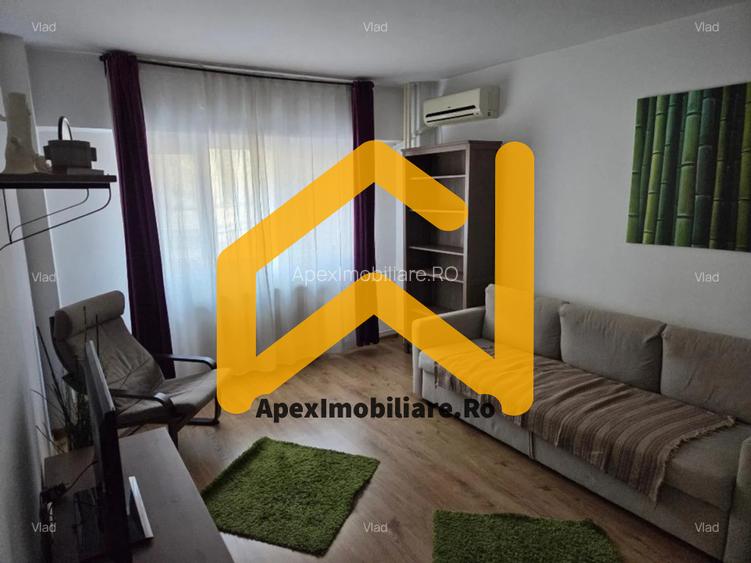 Universitate | Garsoniera Decomandata | Balcon | bloc 1980 | metrou 2m - 2