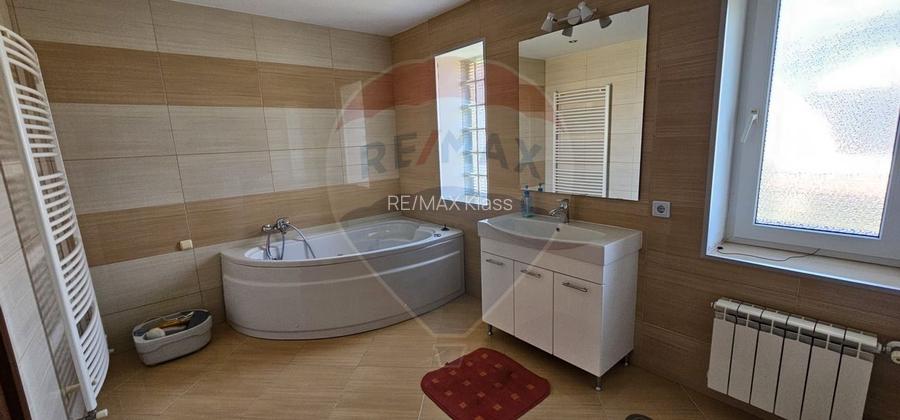 Vila deosebita de vanzare in Chitila, la 150 m de padure, in apropiere - 34