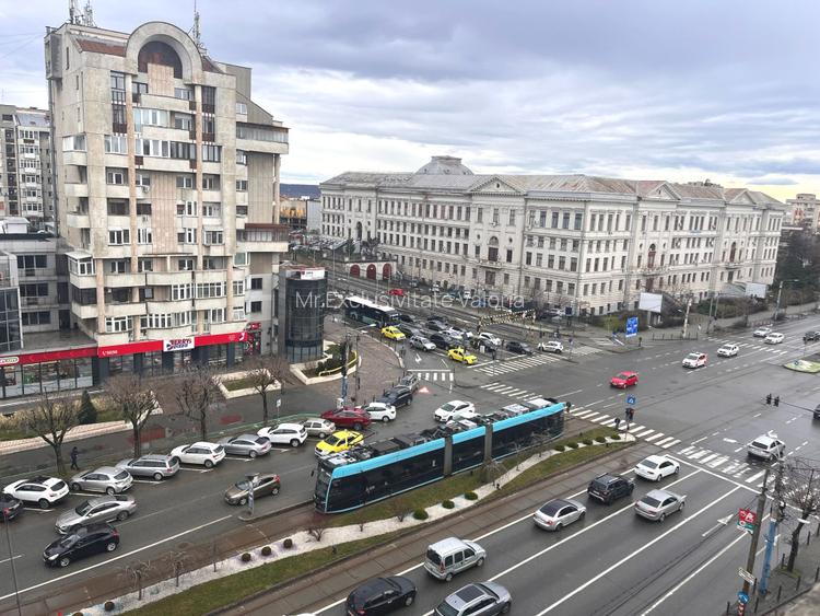 Apartament spatios 2 camere, centru, priveliste superba - zona Universitate - 10