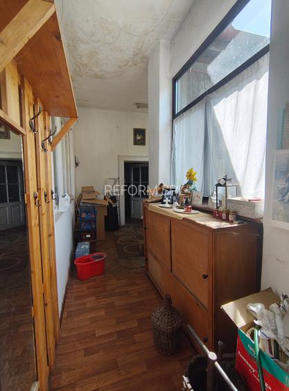 De vânzare | Casă renovabilă cu teren 601 mp | Gruia – zona 7 Străzi - 12