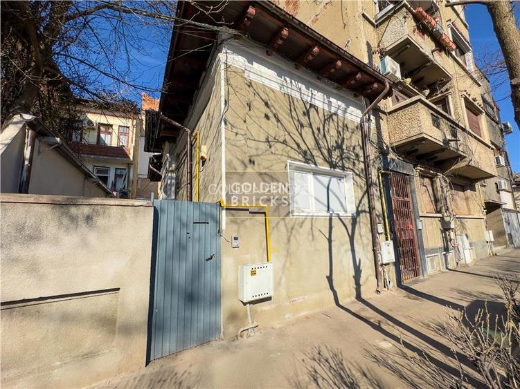 Piata Victoriei | Metrou 5 ''| Casa Individuala | 4 Camere - 2