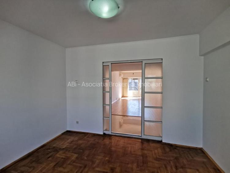 Bd. Decebal - Apartament 4 camere dec 1990 - 14